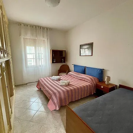 Mistral's House דירה *